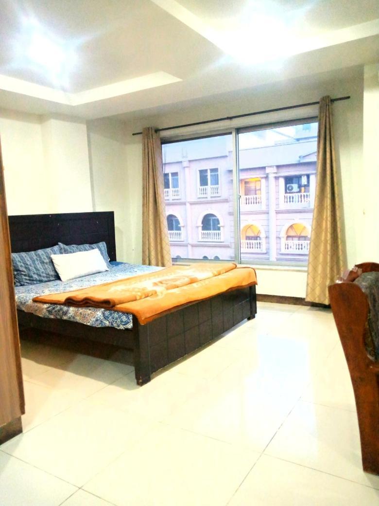 Comfortable Rental Apartments In Bahria Town Rawalpindi Exterior foto