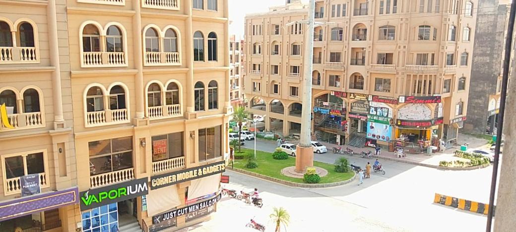 Comfortable Rental Apartments In Bahria Town Rawalpindi Exterior foto