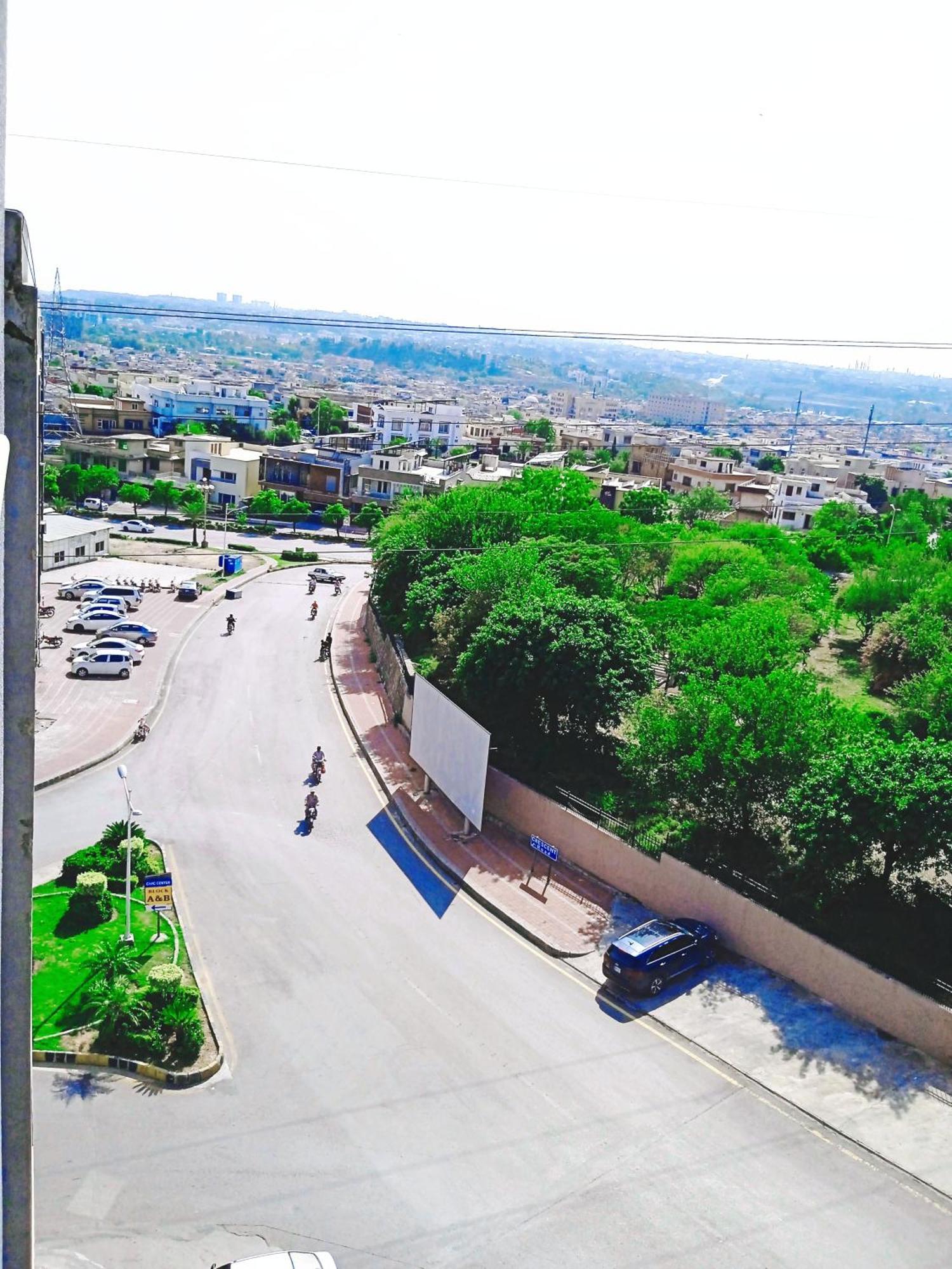 Comfortable Rental Apartments In Bahria Town Rawalpindi Exterior foto